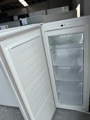 Factory second Hisense 173L Upright Freezer White HRVF170 - Second Hand Appliances Geebung